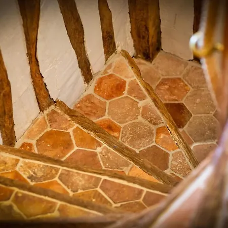 公寓 Jehanne L'elegance Medievale *